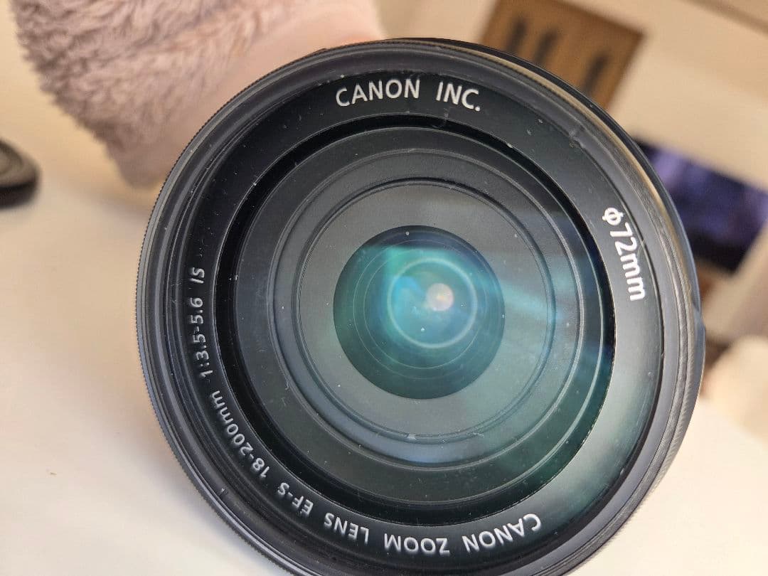 最終お値下げ　Canon EFS 18-200mm 　ズームレンズ