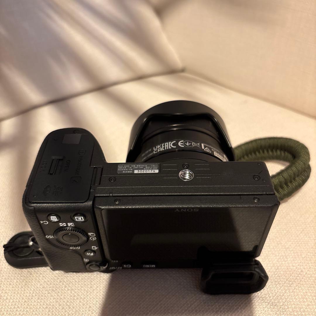 sony α6600標準レンズ付き ＋高倍率ズームレンズ＆予備バッテリー等
