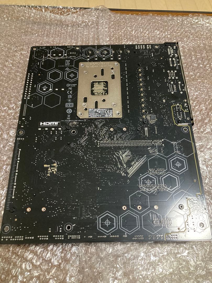 AMD Ryzen 7 7800X3DとASUS B650とメモリ16✖️2