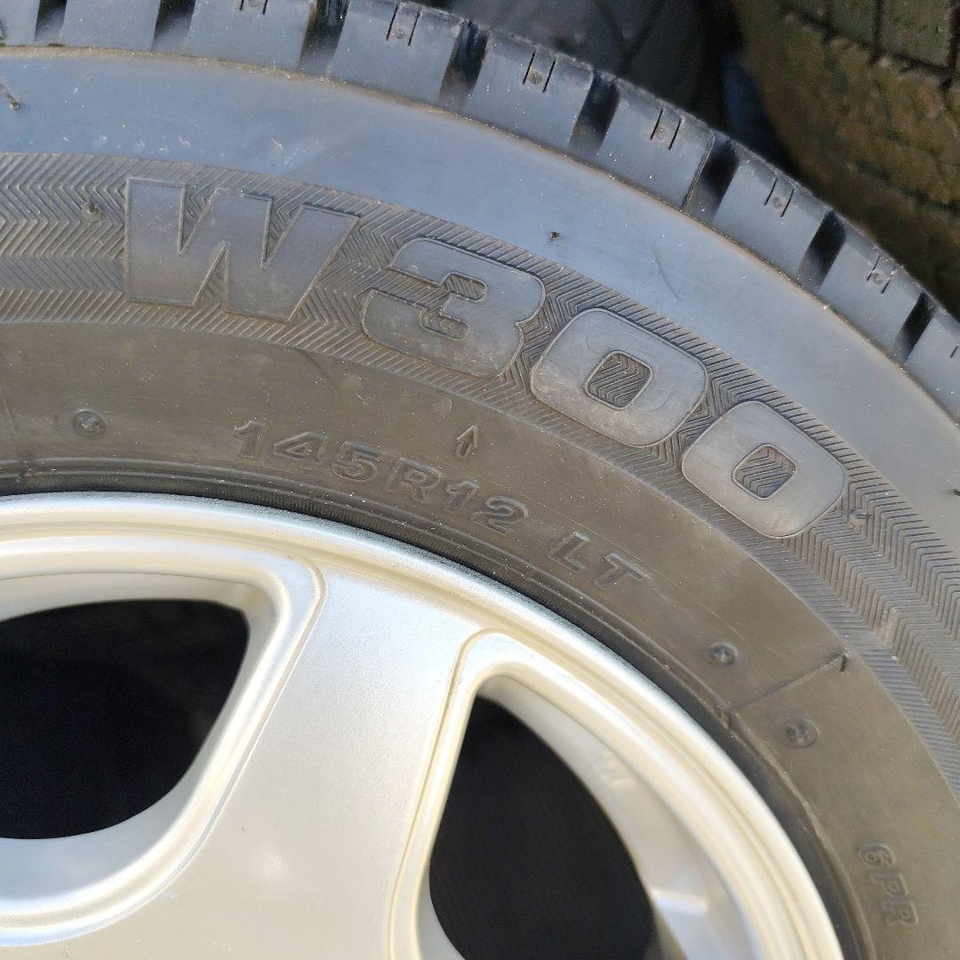 ①ブリヂストン W300 145R12 タイヤ×アルミ セット品 ２本