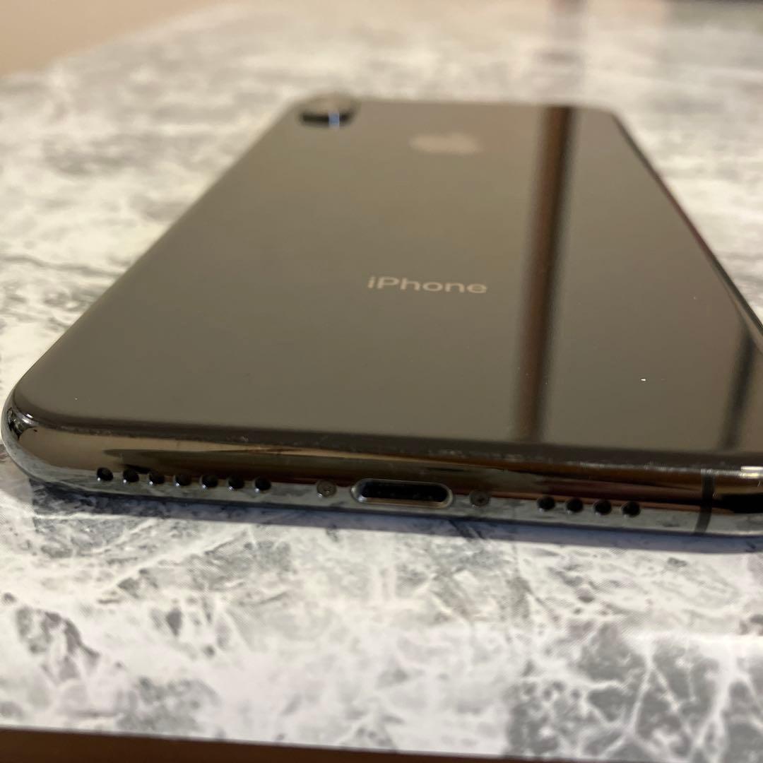 Apple iPhone XSMaxスペースグレー