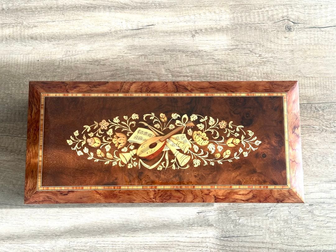 【スイス製】木製オルゴール