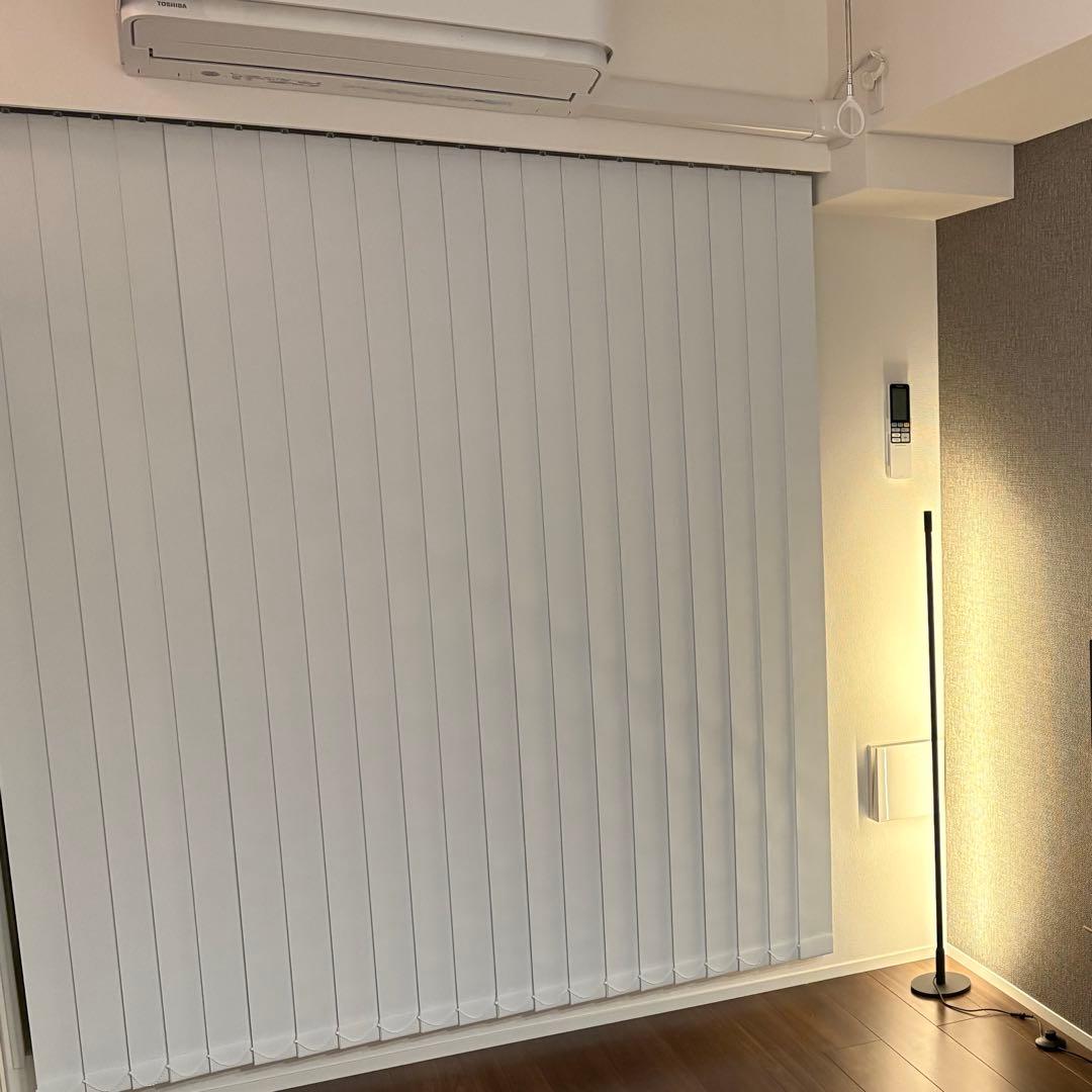 専用　Tuissバーチカルブラインド 遮光ホワイト ルーバー+レール
