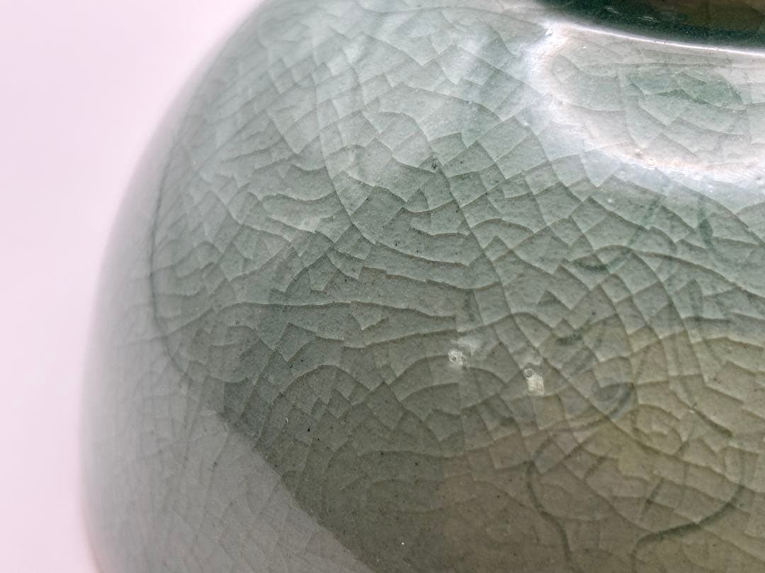 新高麗　青磁茶碗（管理番号008）