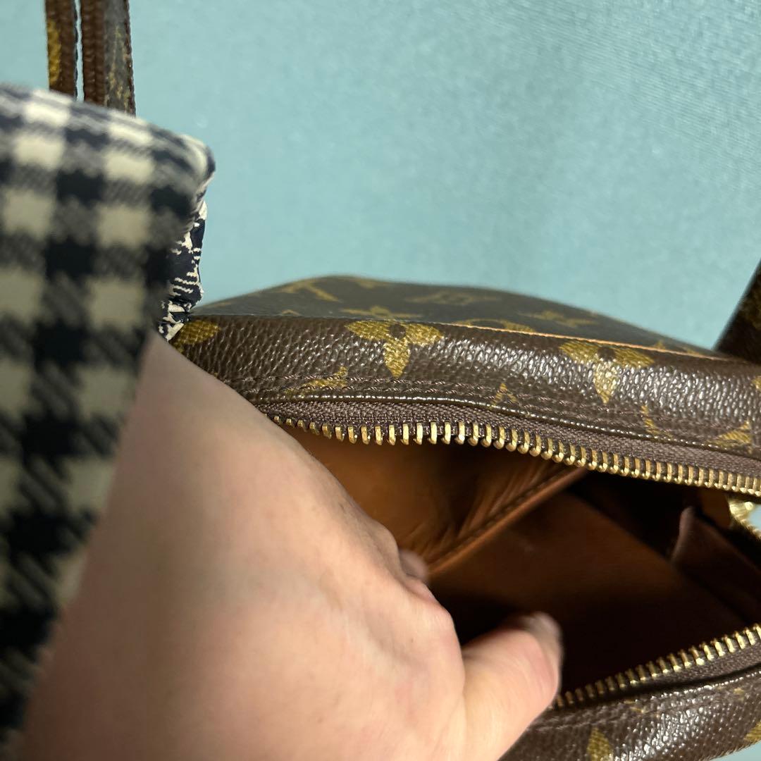 Louis Vuitton モノグラム ショルダーバッグ　アマゾン　斜め掛け