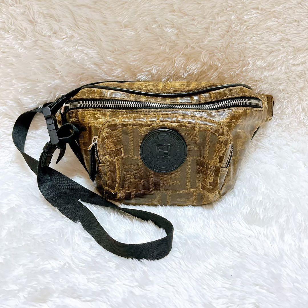 FENDI ✨ズッカ　ウエストポーチ　セカンドバッグ　PVCレザー　ベージュ