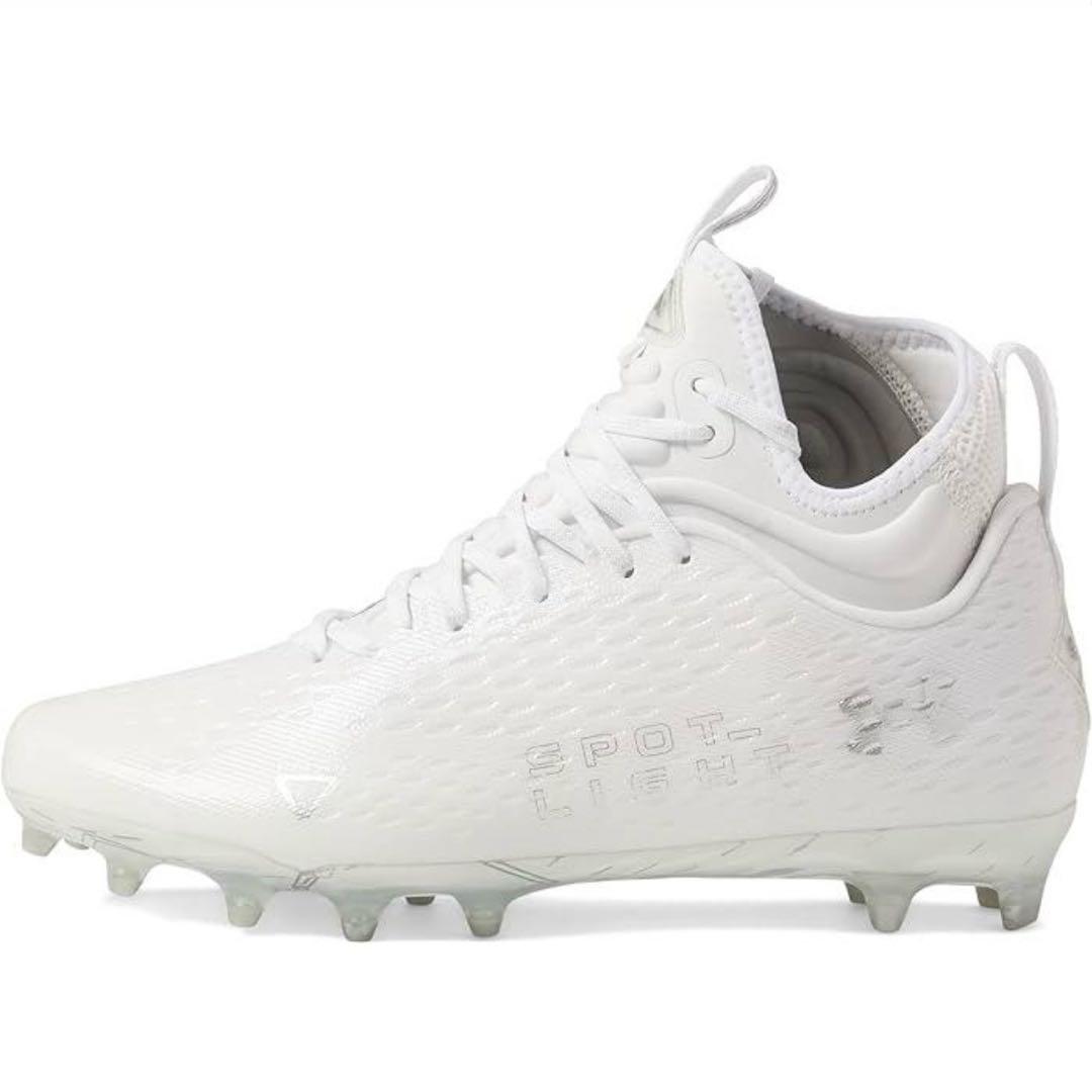 アンダーアーマー 28 スポットライト アメフト スパイク シューズ 白 靴 m