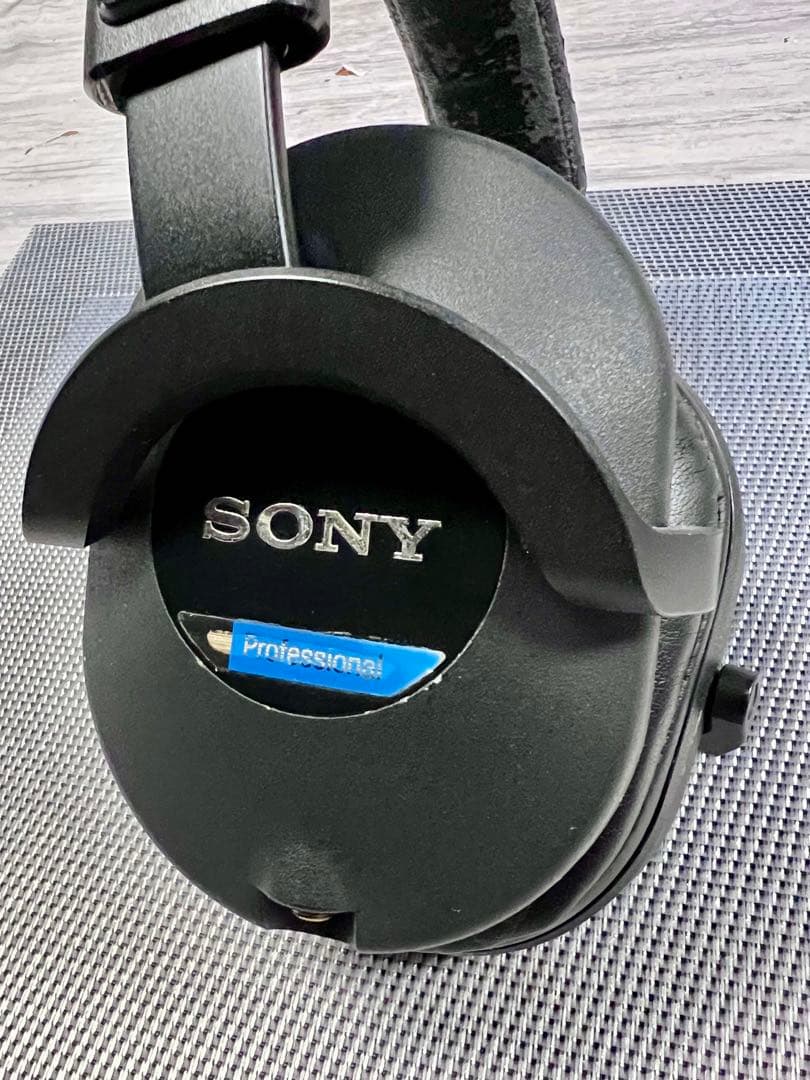 入手困難SONY ( ソニー )MDR-7520 リファレンスモニターヘッドホン