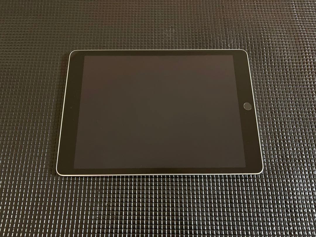 iPad 第9世代 SIMフリー 64GB バッテリー最大容量99.9%