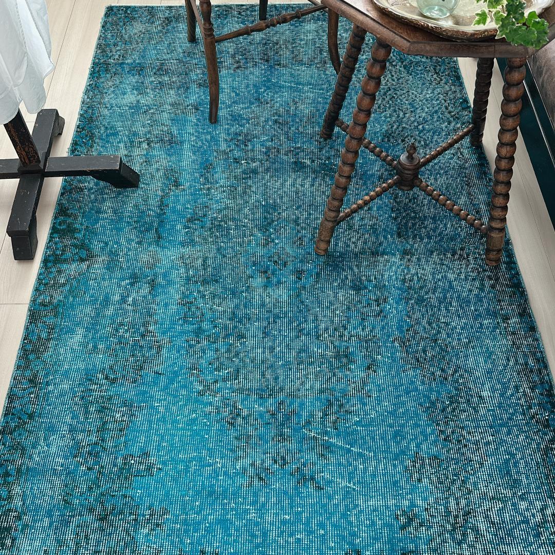 トルコ ヴィンテージラグ A56 ターコイズブルー コバルトブルー オーバーダイ