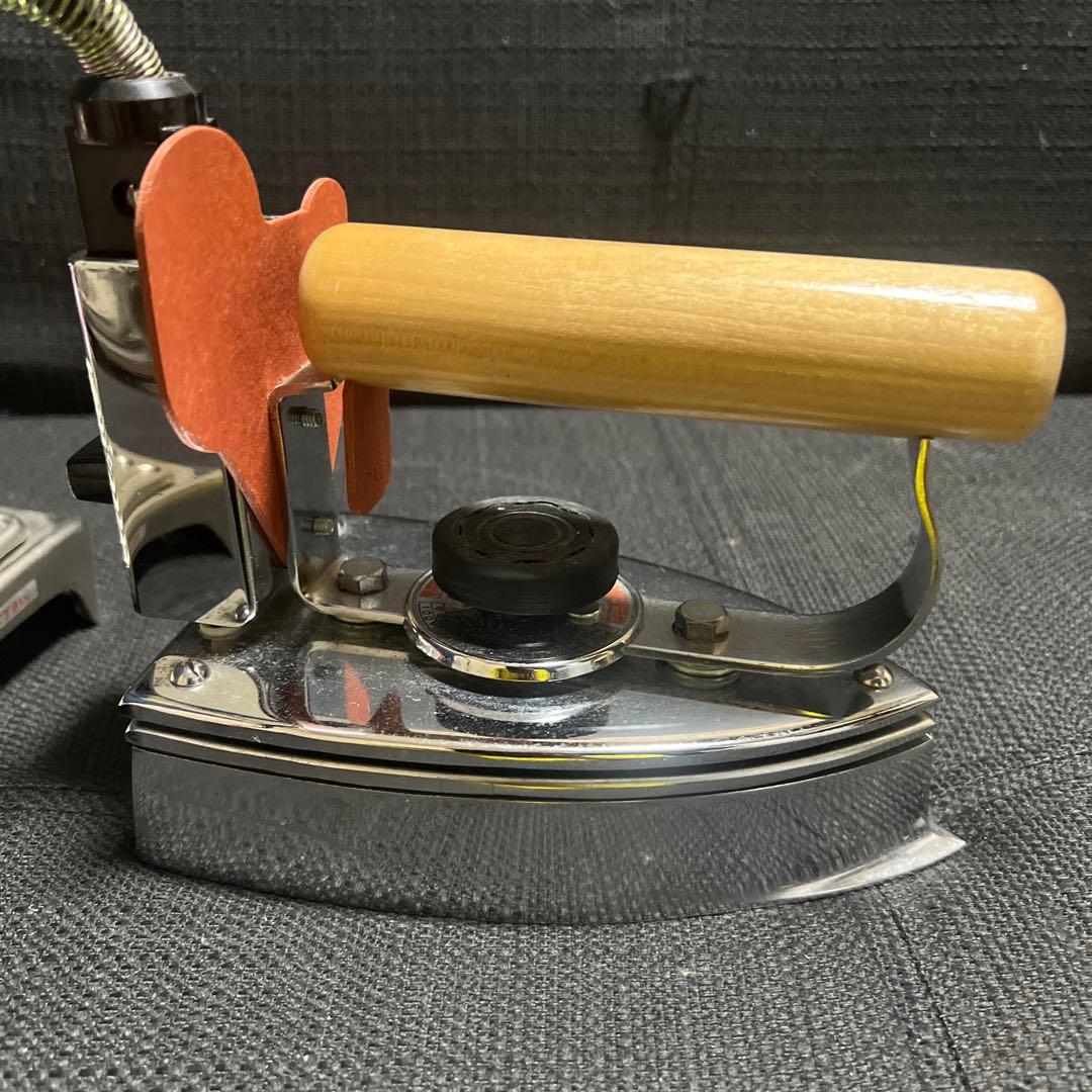 タキイ　業務用アイロン　6型　程度良好　動作問題なし