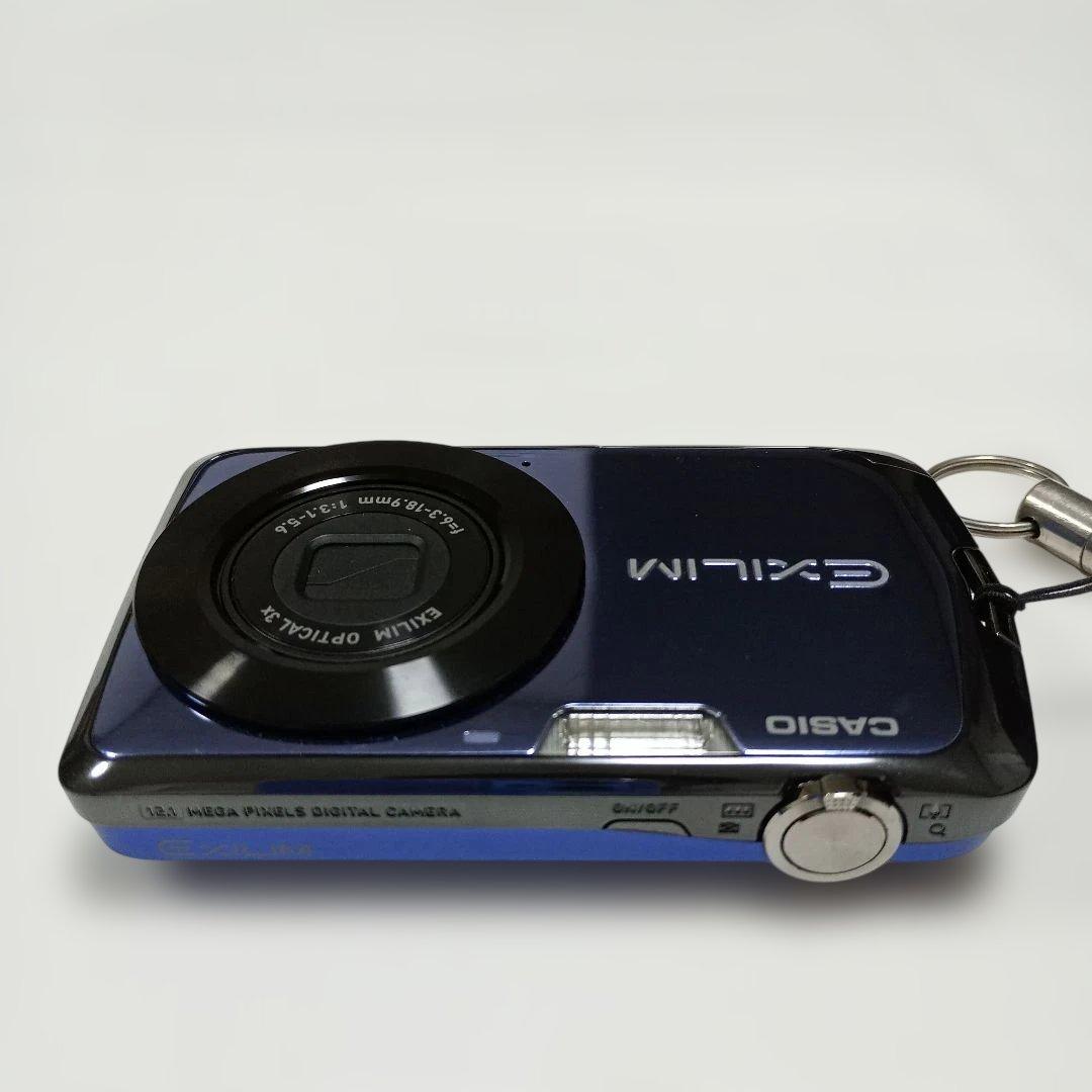 【美品】デジタルカメラ　CASIO　EXILIM EX-Z330　ブルー　中古
