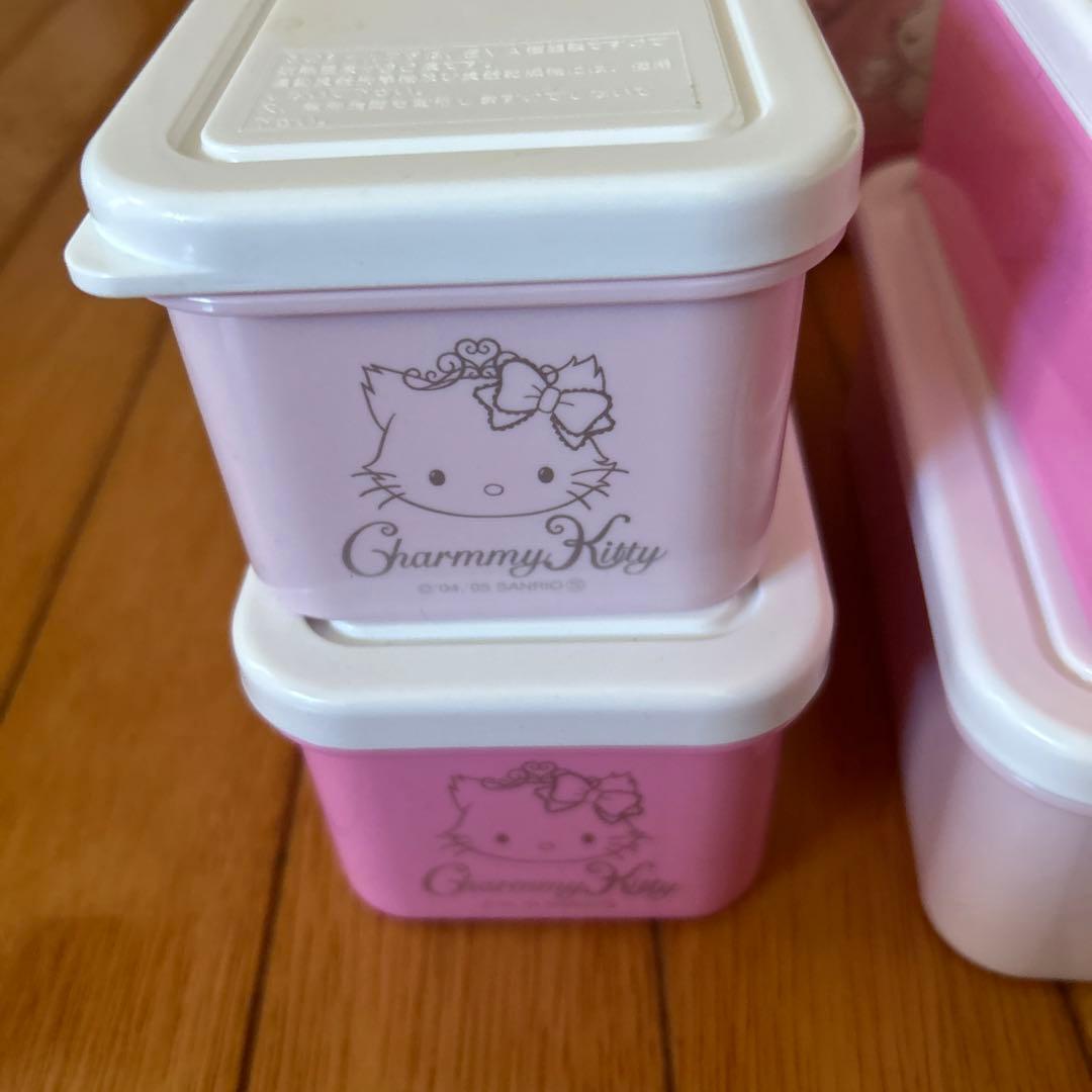 Charmmy Kitty タッパセット