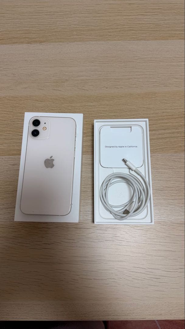 Apple iPhone本体 12mini ホワイト 保護ガラス付き