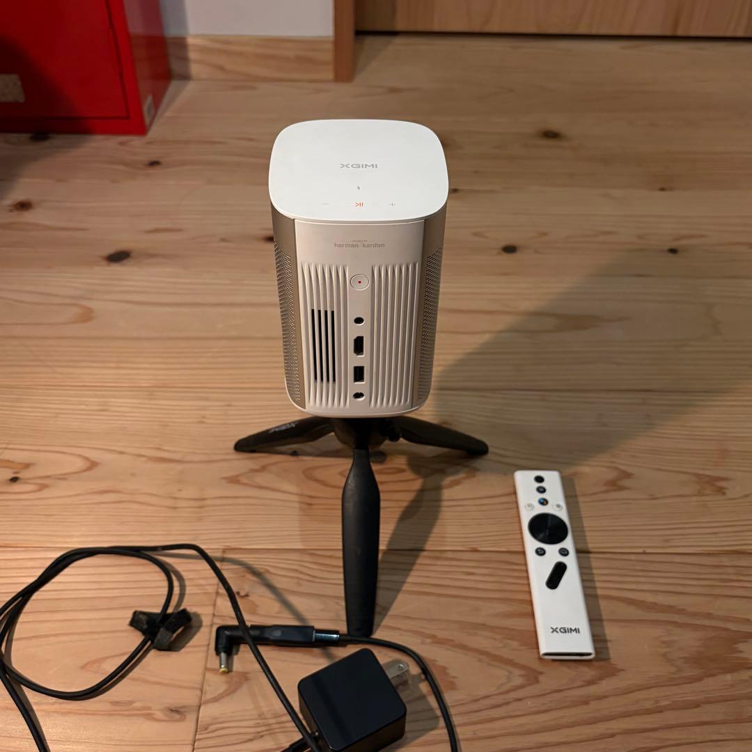 XGIMI モバイルプロジェクター Mogo XJ03W 三脚 付き