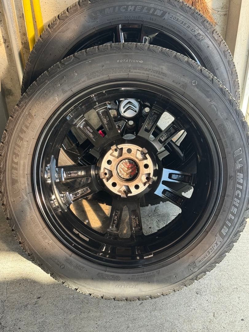 シトロエン ベルランゴ　17インチ ホイール＆スタッドレスタイヤセット