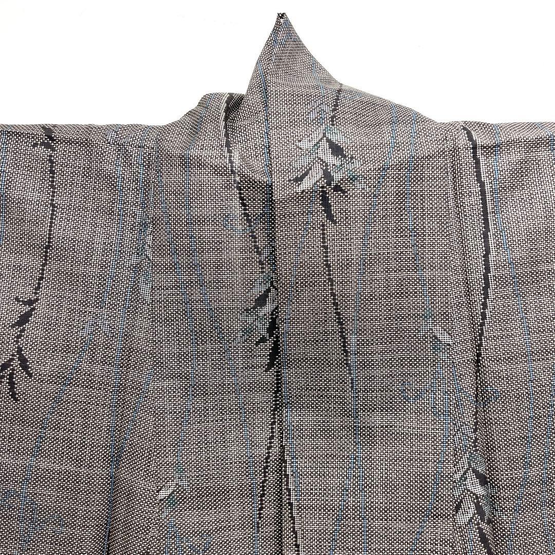 小紋　大島紬　花模様　よろけ縞　泥染　唐草　唐花　着物　032k