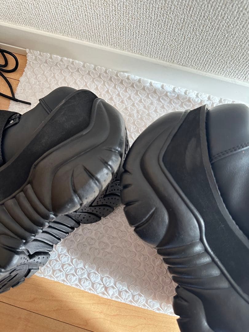 DEMONIA 厚底ブーツ ブラック　クーザ　QOOZA デモニア