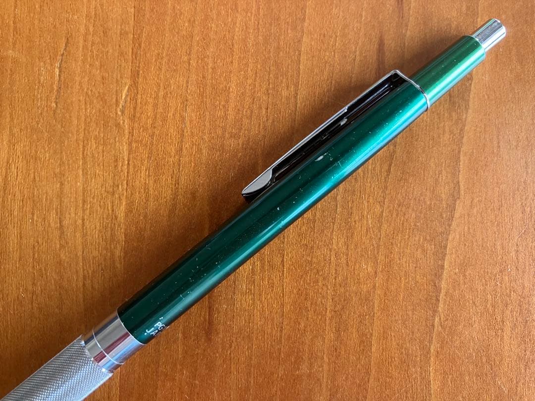 ぺんてる　PG1804