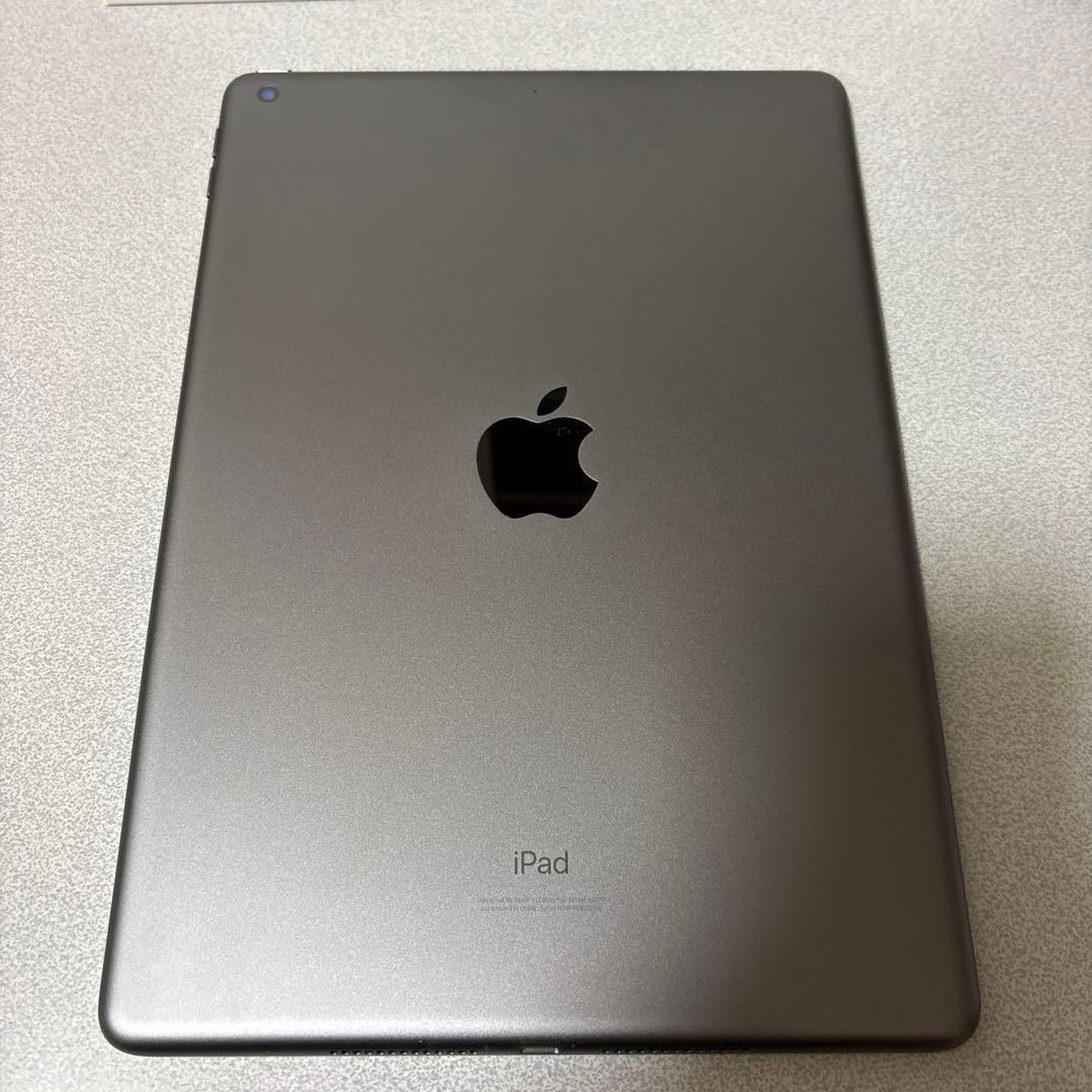 iPad 第8世代 128GB Wi-Fiモデル スペースグレー