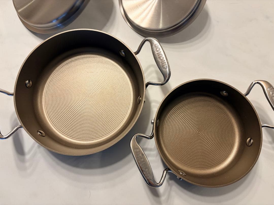 新品　マイヤー サーキュロン シャンパンカラー　両手鍋　１６ｃｍ＆２０ｃｍ