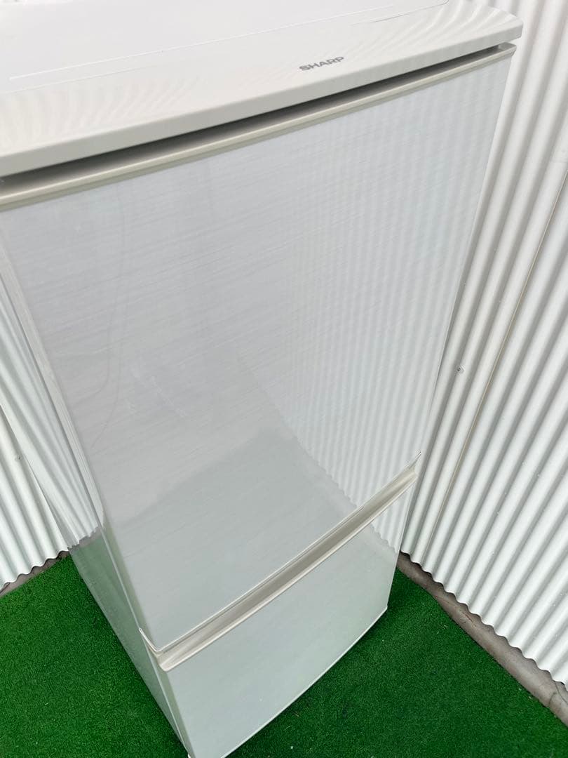 820 シャープ 左右付け替え可能ドア 2ドア冷蔵庫 一人暮らし 単身 ホワイト