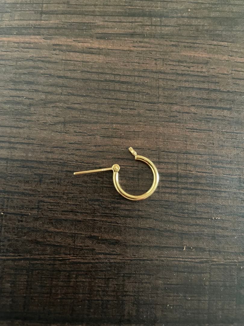 フープピアス 18金　1mm 1.3センチ　片耳用⭐︎美品
