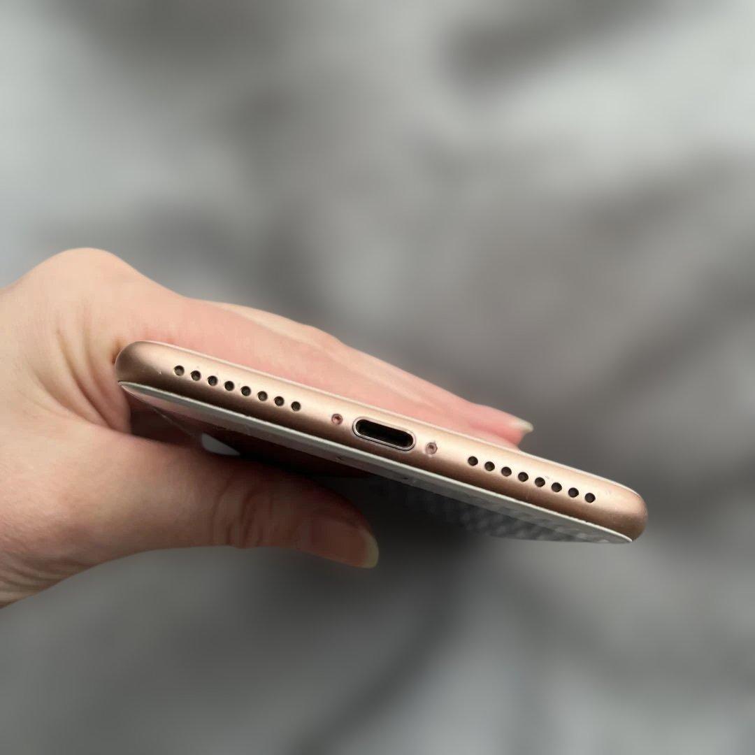 ［SIMフリー］iPhone 8 Puls 64G ゴールド 本体