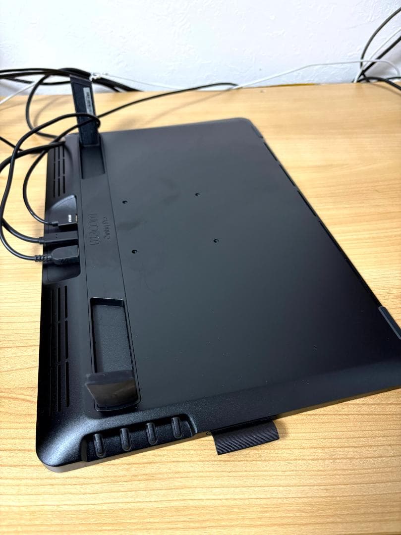 ディスプレイ・モニター本体 Wacom Cintiq Pro 16(2021)
