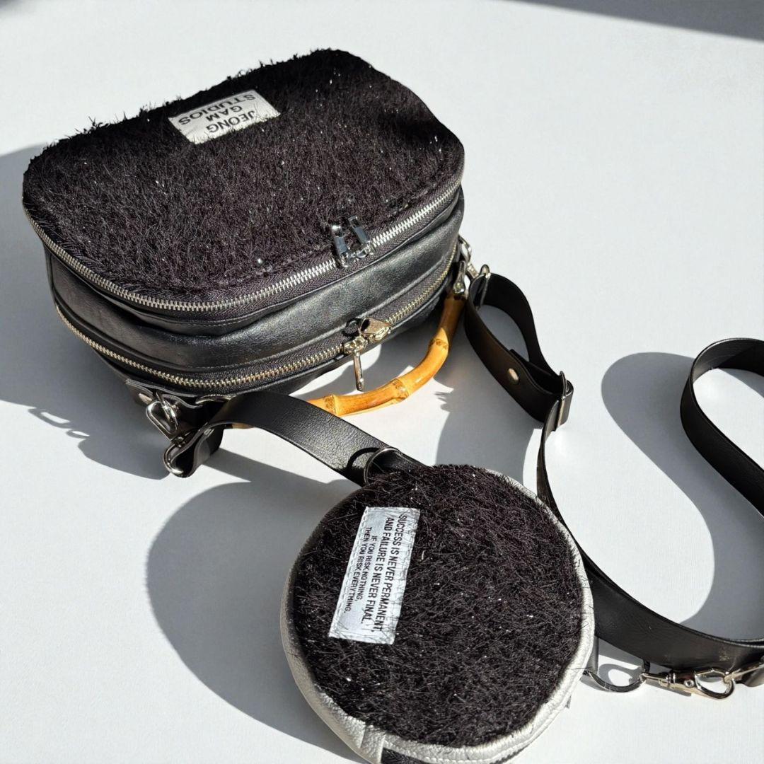 Wallet shoulder bag ポーチ付き／シルバー金具