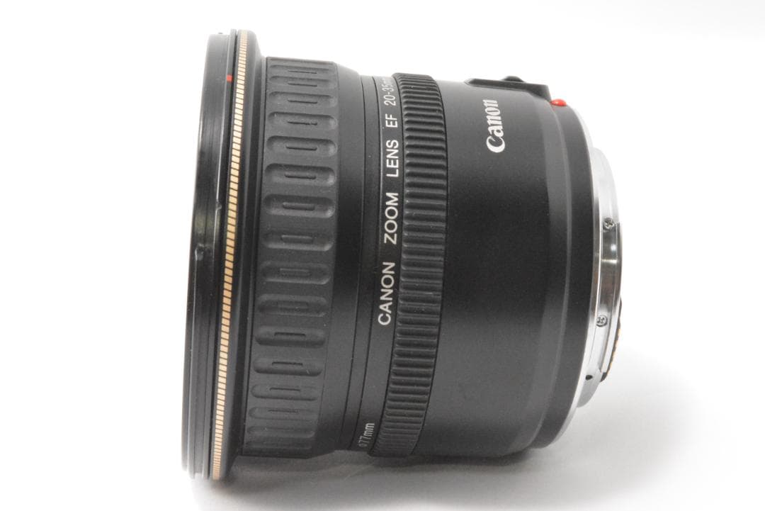 キャノン　Canon EF 20-35mm F3.5-4.5 USM