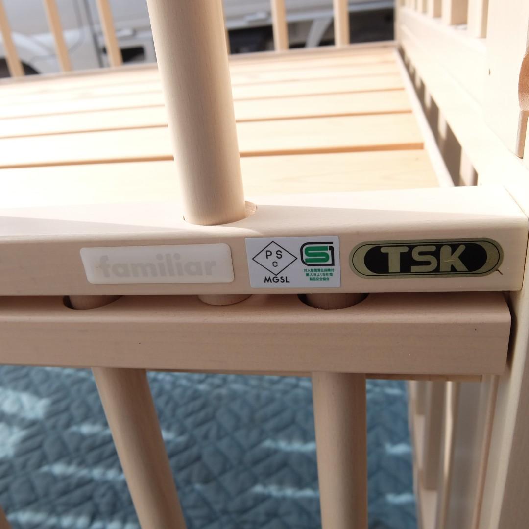 332　ファミリア　ベビーベッド