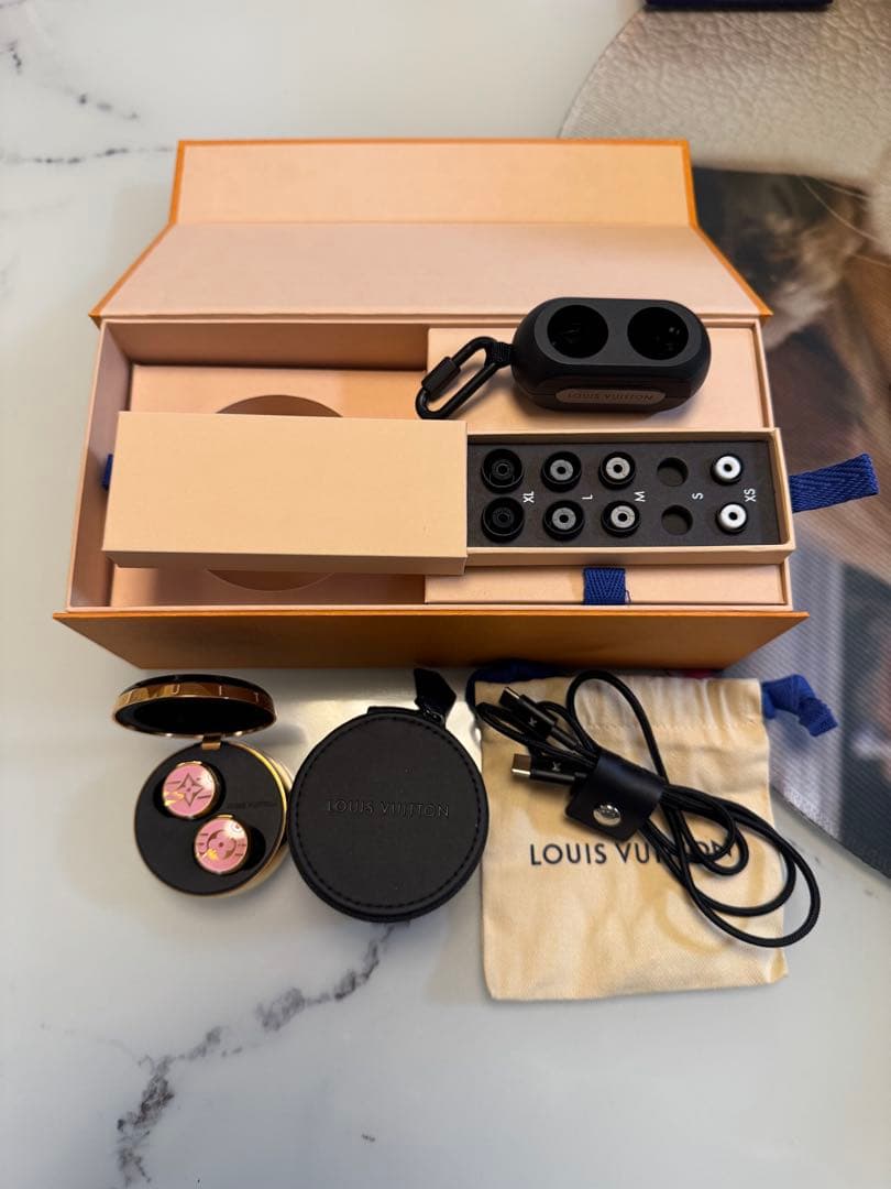 Louis Vuitton ワイヤレスイヤホン