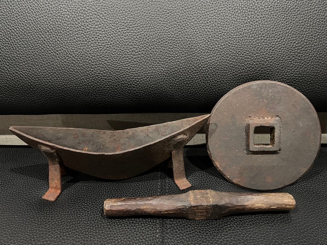 薬研　やげん　鉄製　調剤道具　古民具 民芸　古道具 骨董 アンティーク　当時もの