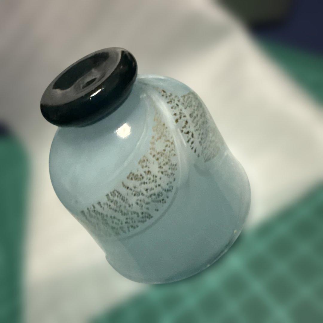 「ガラスのぐい呑み」宙吹ガラス作家　川原有造