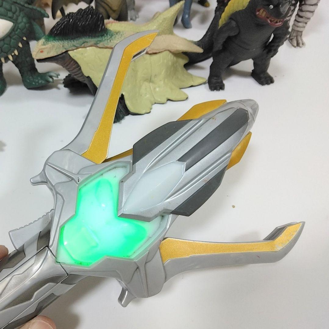 ウルトラマンシリーズ 怪獣フィギュア39体＋DXギンガスパーク付き☆全40個