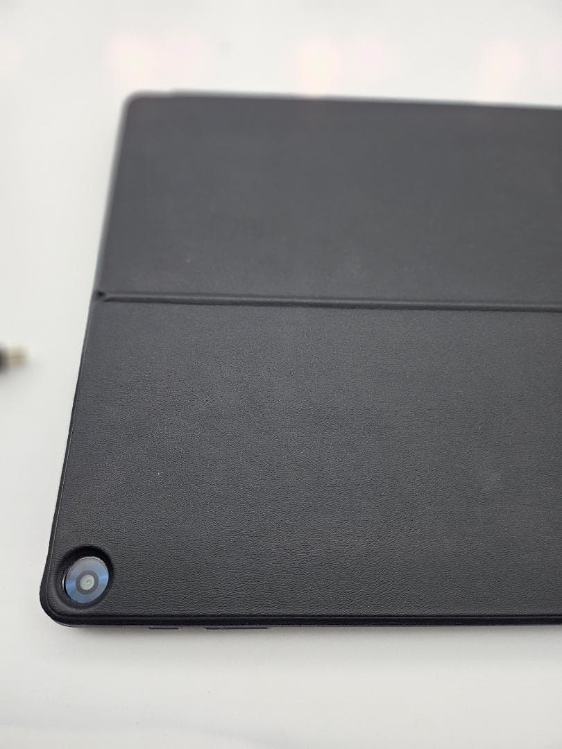 CHUWI Hi10 Max 本体 + キーボード