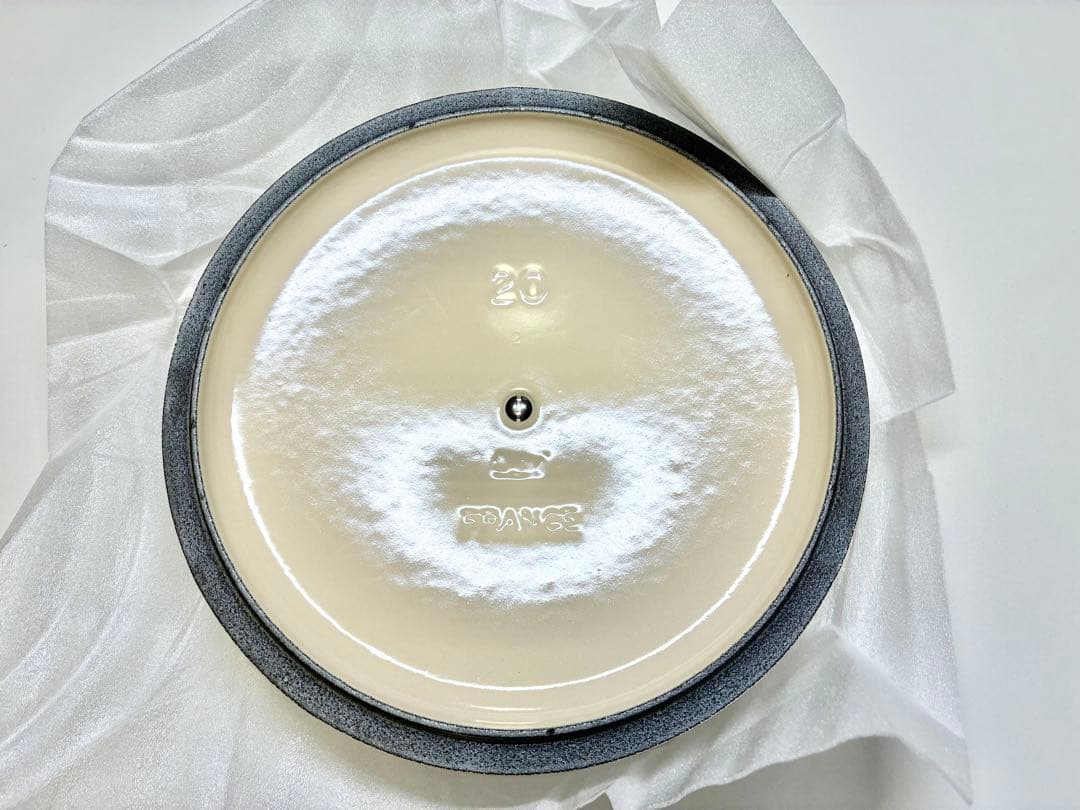 フクちゃん  LE CREUSET ル・クルーゼ ココットロン20cm