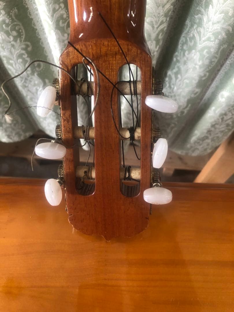 値下　 クラシックギターで有名なMATSUOKA RYOJIのガットギターM30