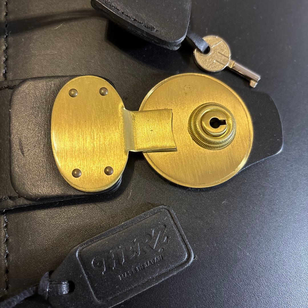 ヘルツ　ダレスバッグ・ワイドマチタイプ