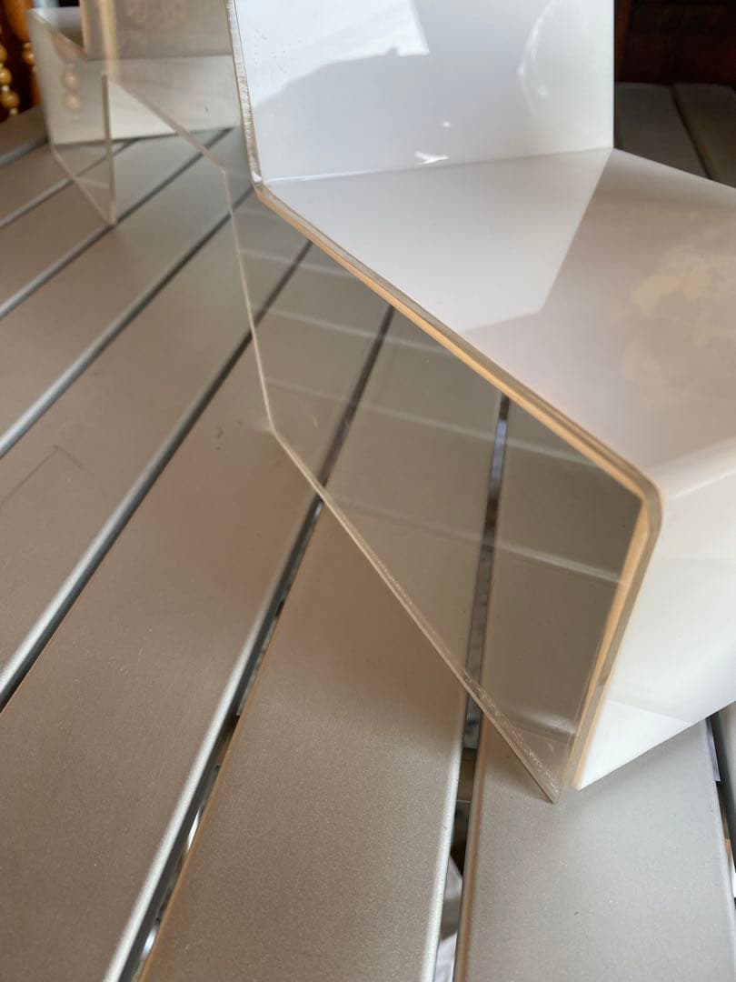 Ray-Ban レイバン　ディスプレイスタンド　アクリルスタンド　飾り棚　眼鏡置