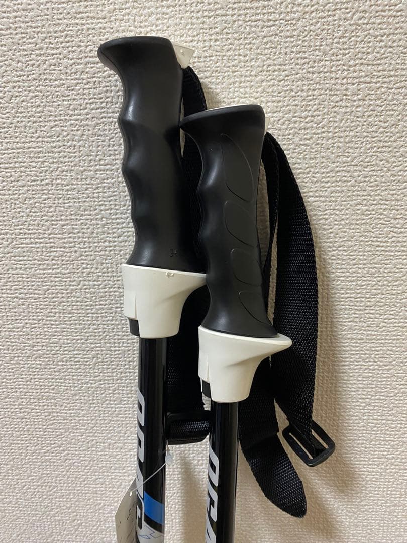 ⭐︎新品・未使用品　OGASAKA スキー ストック ブラック/ホワイト/ブルー