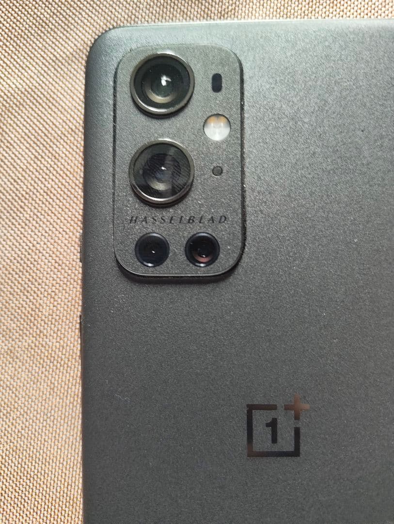 OnePlus 9 Pro ブラック