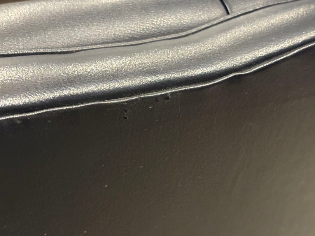 ②karimoku カリモク　レザーソファ　本革　リベット打ち　アンティーク　G