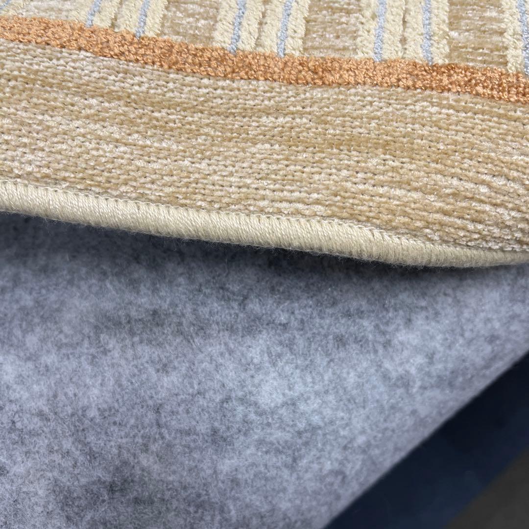 新品　ベルギー製　195×250cm