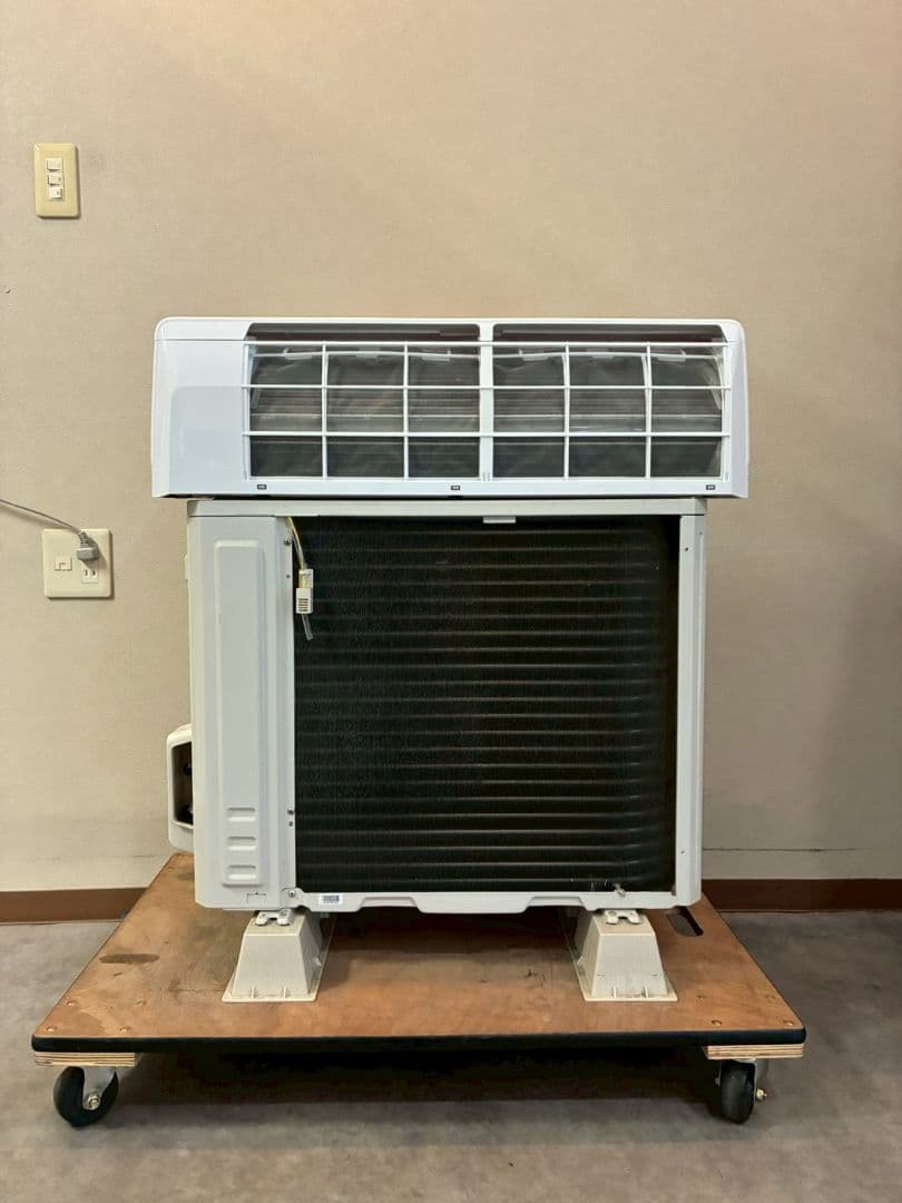 2109 アイリスオーヤマ【IHF-2208G】2024年 6畳 エアコン 中古