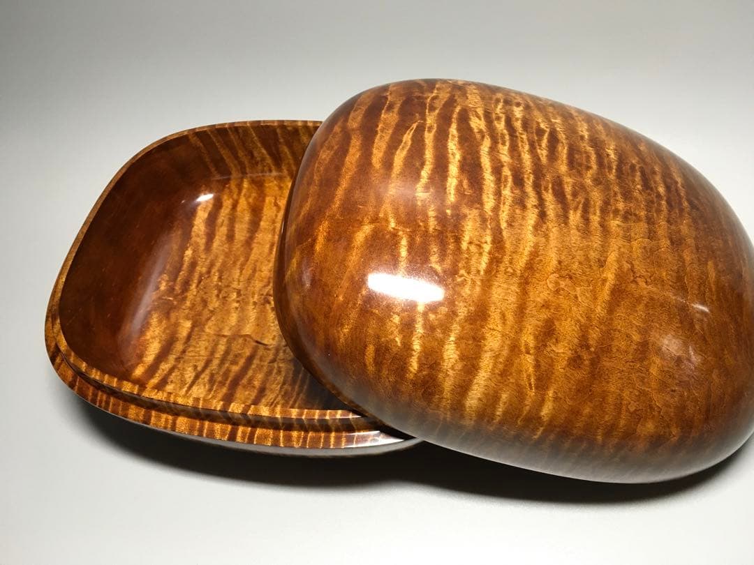 カエデトラ斑杢　手刳リ　楕円食蘢　拭き漆仕上げ