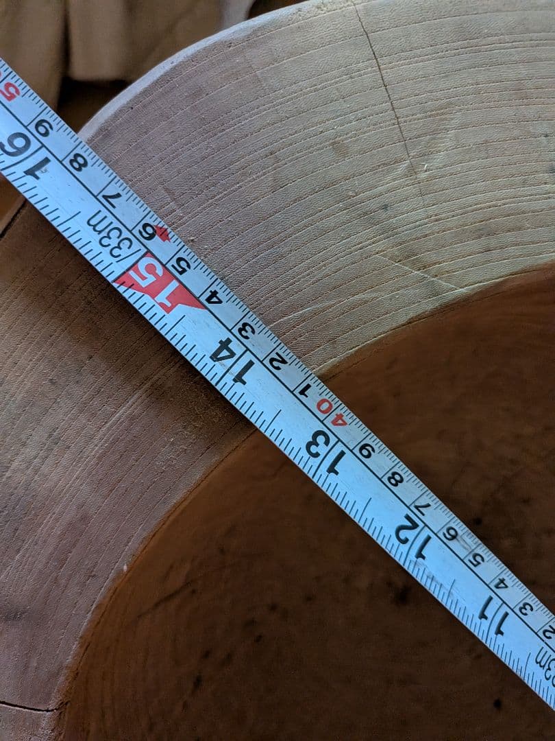 木製 円筒形 臼 亀裂あり　アンティーク　何かに