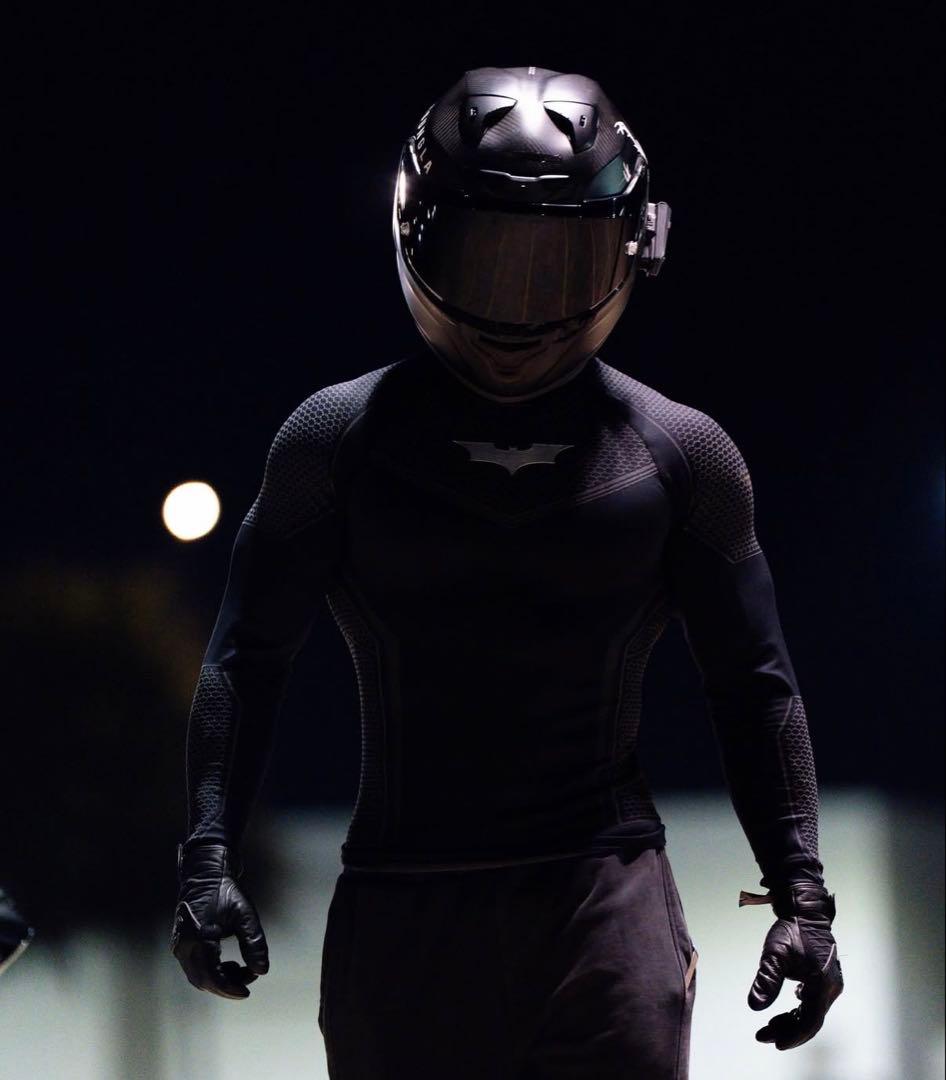 イ*ム様 【 新品未開封 】 x Batman Black SIZ