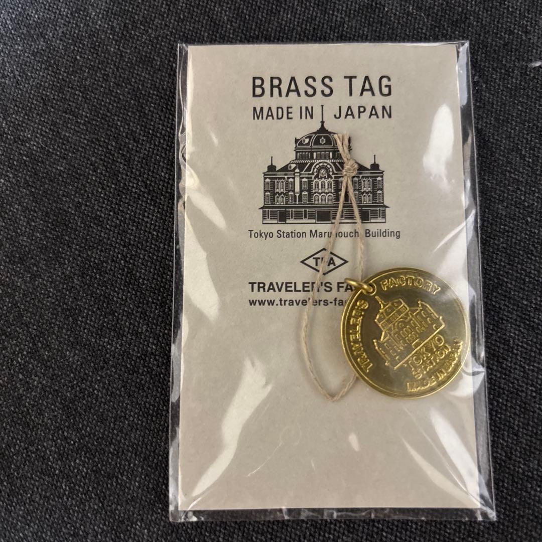 トラベラーズノート　東京駅限定　本体とブラスタグのセット